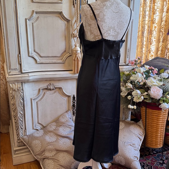 Elegant BARBIZON Vintage  Women's Slip Dress Sz: 36 New Condition - Picture 8 of 12
